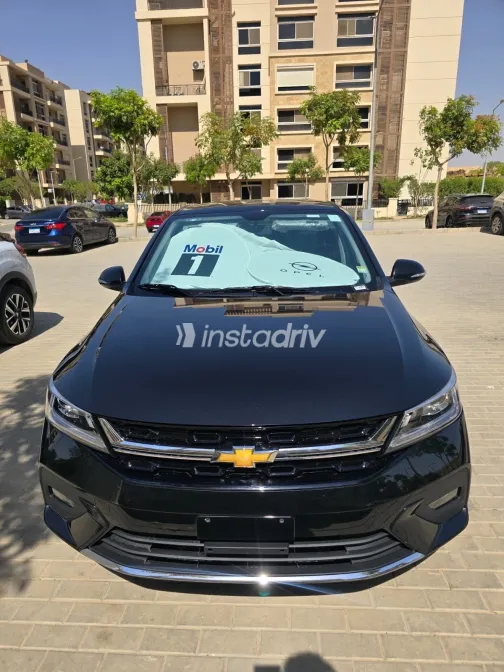 Chevrolet Optra 2026 White Used for Sale - 1