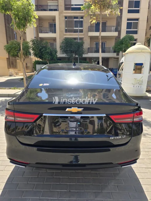 Chevrolet Optra 2026 White Used for Sale - 2