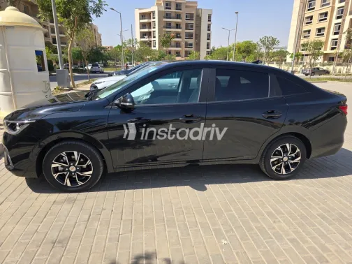 Chevrolet Optra 2026 White Used for Sale - 4