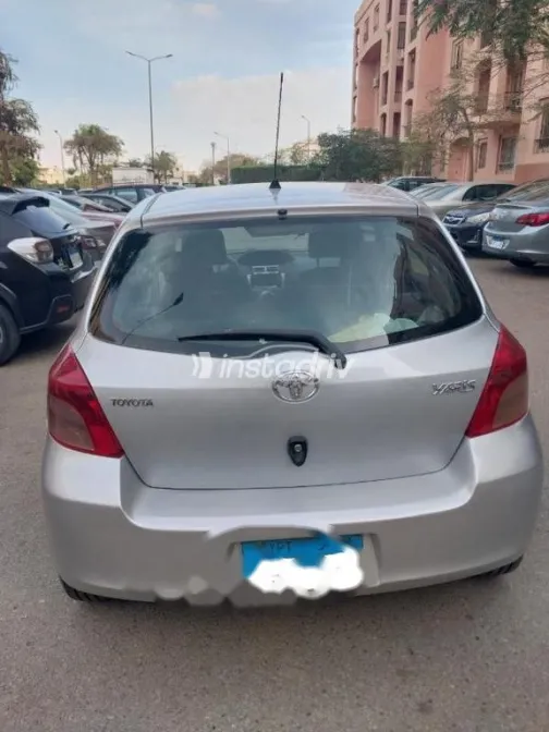 Toyota Yaris 2008 Silver Used for Sale - 2