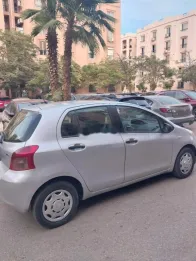 تويوتا ياريس 2008 فضي مستعملة للبيع