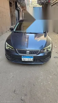 سيات ليون 2019 رمادي مستعملة للبيع