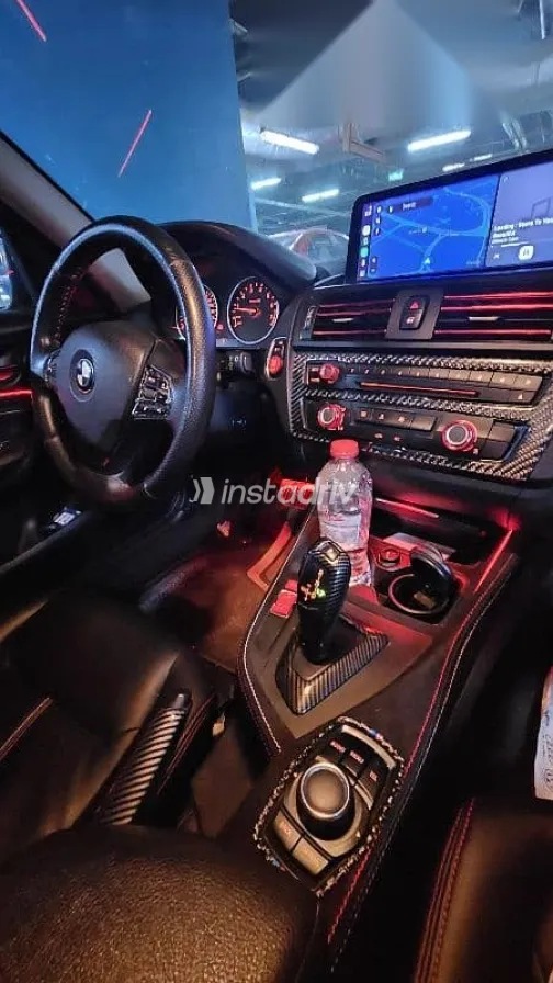 بي ام دبليو 118 2014 أزرق غامق مستعملة للبيع - 3