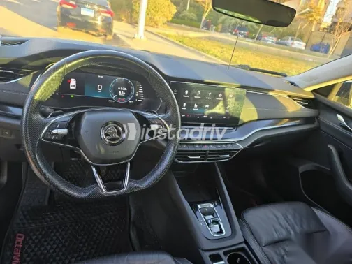 Skoda Octavia 2021 Dark Blue Used for Sale - 7