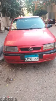اوبل فيكترا 1995 أحمر مستعملة للبيع
