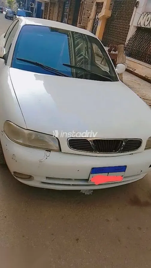 Daewoo Nubira 1998 White Used for Sale - 1