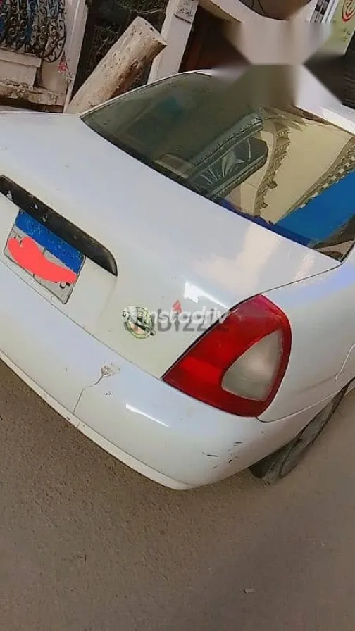 Daewoo Nubira 1998 White Used for Sale - 3