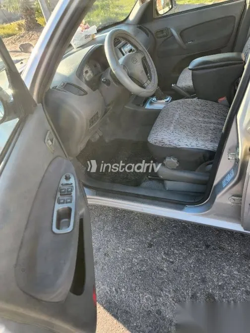 اسبيرانزا تيجو 2009 فضي مستعملة للبيع - 9