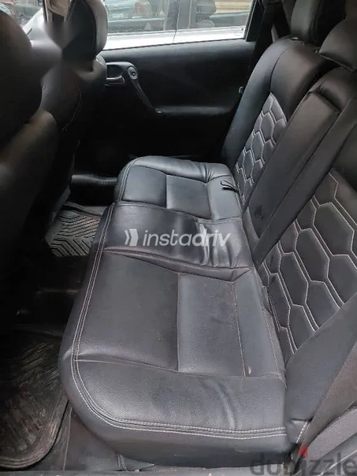 اوبل فيكترا 2002 رمادي مستعملة للبيع - 5