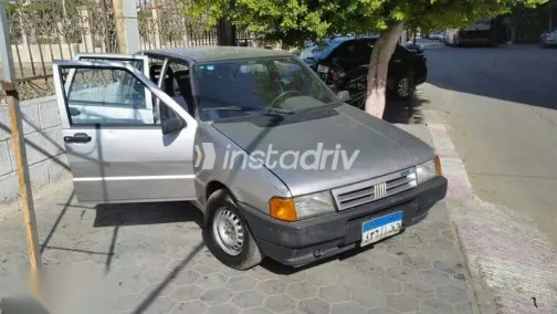 فيات اونو 2002 رمادي مستعملة للبيع - 2