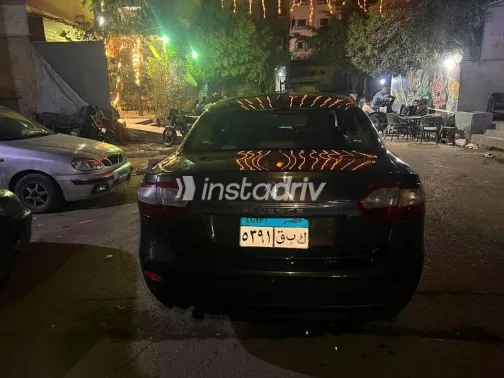 رينو فلوانس 2016 بني مستعملة للبيع - 3