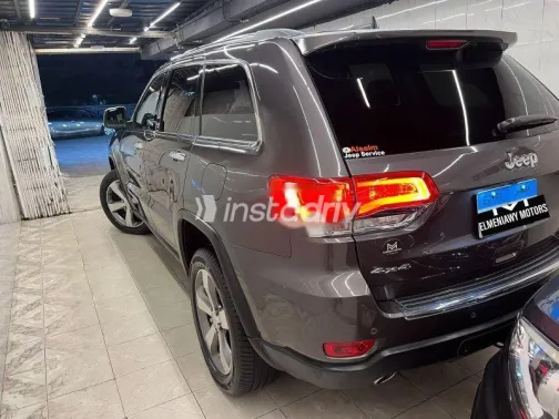 جيب جراند شيروكي 2016 رمادي مستعملة للبيع - 5