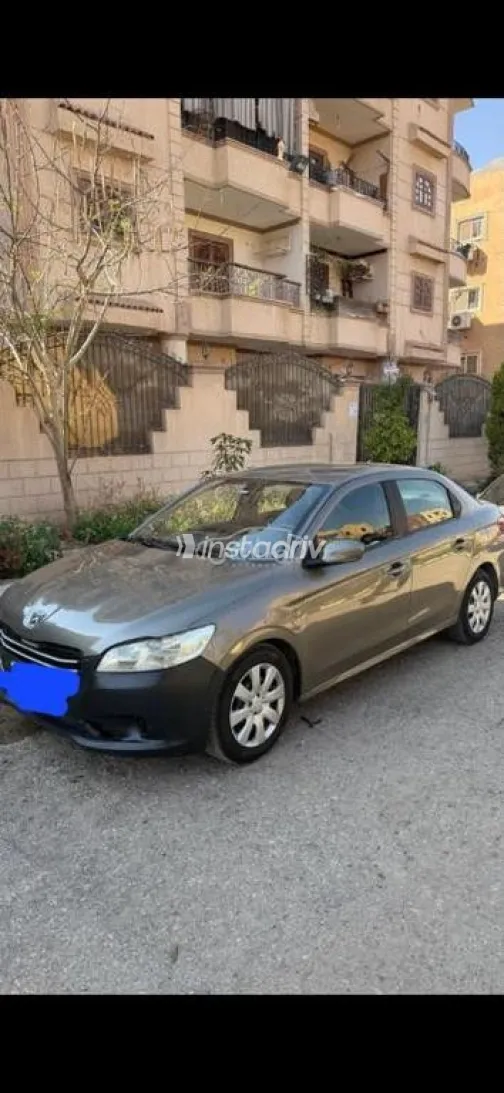 بيجو 301 2014 برونزي مستعملة للبيع - 2