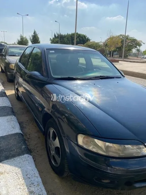 اوبل فيكترا 2002 أزرق غامق مستعملة للبيع - 5