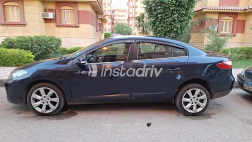 رينو فلوانس 2011 أزرق غامق مستعملة للبيع - 3