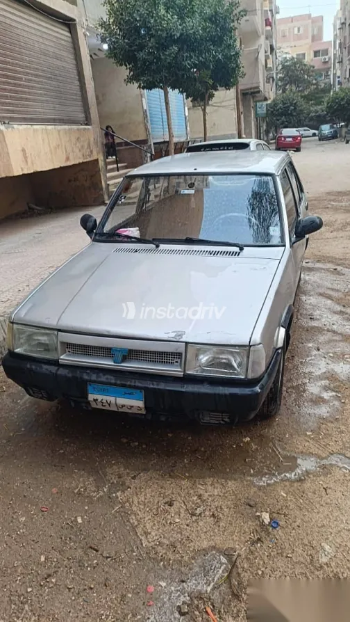 فيات شاهين 2004 فضي مستعملة للبيع - 2