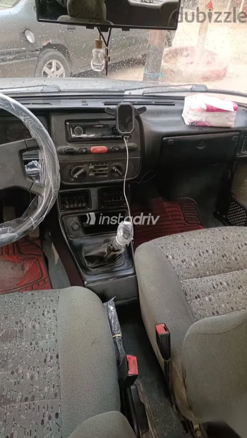 فيات شاهين 2004 فضي مستعملة للبيع - 6