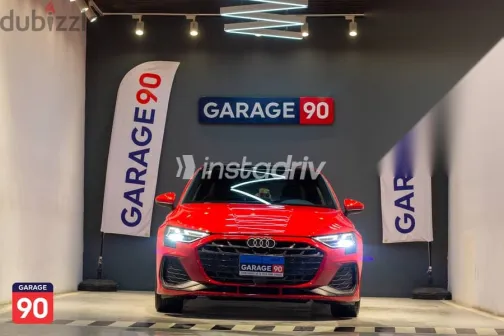 اودي A3 2025 أحمر مستعملة للبيع - 1