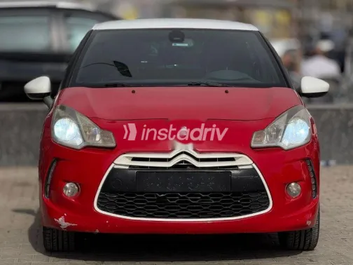 سيتروين Ds3 2013 أحمر مستعملة للبيع - 1