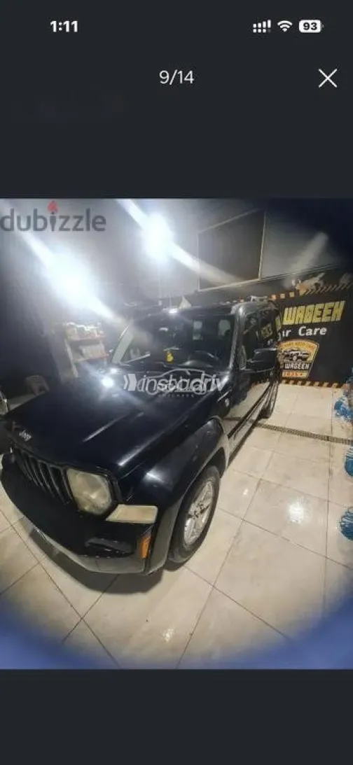 جيب شيروكي 2011 أسود مستعملة للبيع - 4