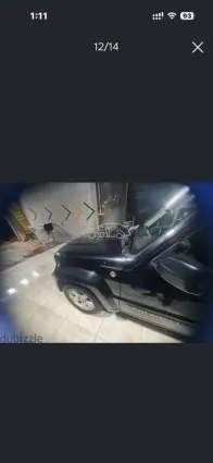 جيب شيروكي 2011 أسود مستعملة للبيع