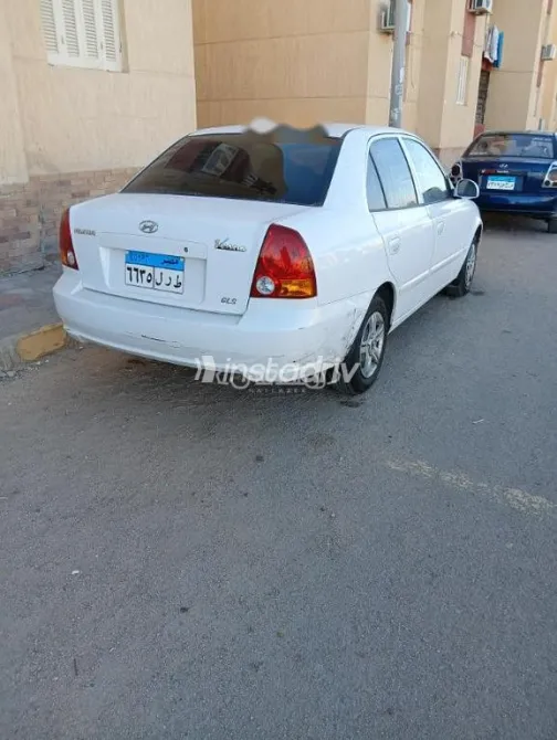 هيونداي فيرنا 2019 أبيض مستعملة للبيع - 4