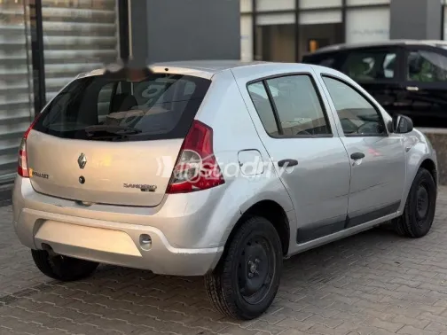 Renault Sandero 2014 Silver Used for Sale - 1