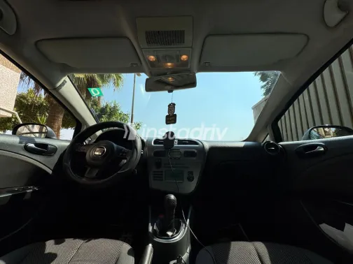 سيات ليون 2008 أبيض مستعملة للبيع - 6