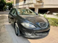 سيات ليون 2008 أبيض مستعملة للبيع