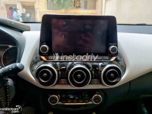 نيسان جوك 2022 أبيض مستعملة للبيع - 2