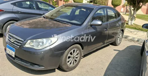 هيونداي إلنترا اتش دى 2009 أبيض مستعملة للبيع - 3