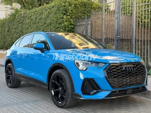 Audi Q3 2021 Dark Blue Used for Sale - 3