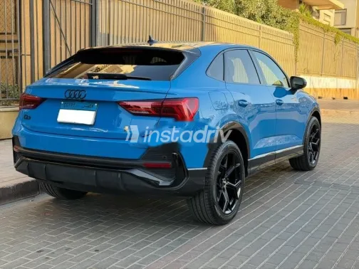 Audi Q3 2021 Dark Blue Used for Sale - 5