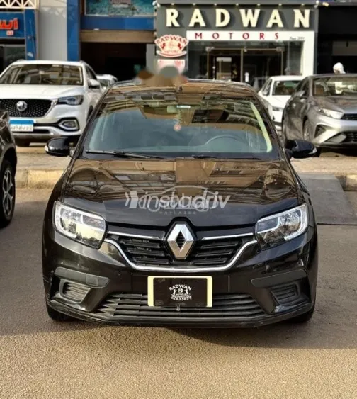 Renault Logan 2022 Black Used for Sale - 1