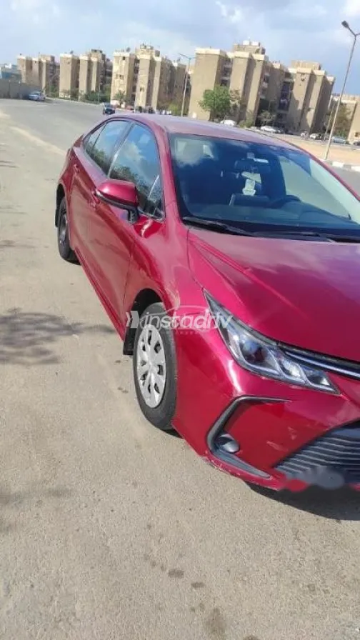 تويوتا كورولا 2019 أبيض مستعملة للبيع - 3