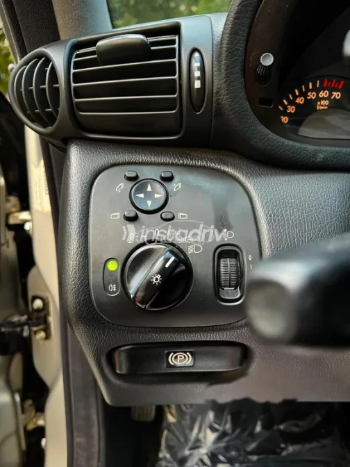 Mercedes C 240 2003 Silver Used for Sale - 5