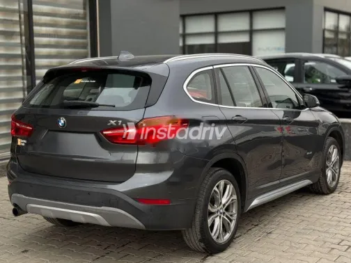 بي ام دبليو X1 2017 رمادي مستعملة للبيع - 4