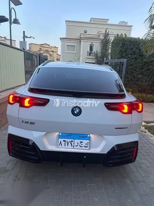 بي ام دبليو اى اكس 2 2025 أبيض جديدة للبيع - 5
