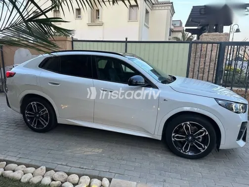 بي ام دبليو اى اكس 2 2025 أبيض جديدة للبيع - 6