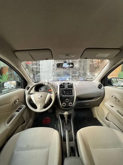 نيسان صنى 2025 رمادي مستعملة للبيع - 6