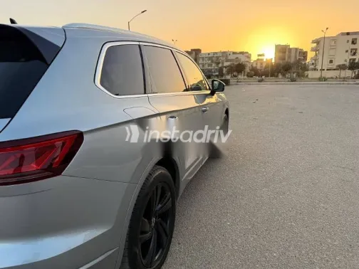 Volkswagen Touareg 2024 Silver Used for Sale - 5