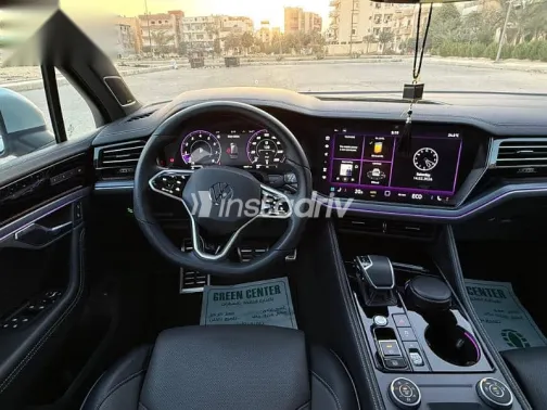 Volkswagen Touareg 2024 Silver Used for Sale - 8