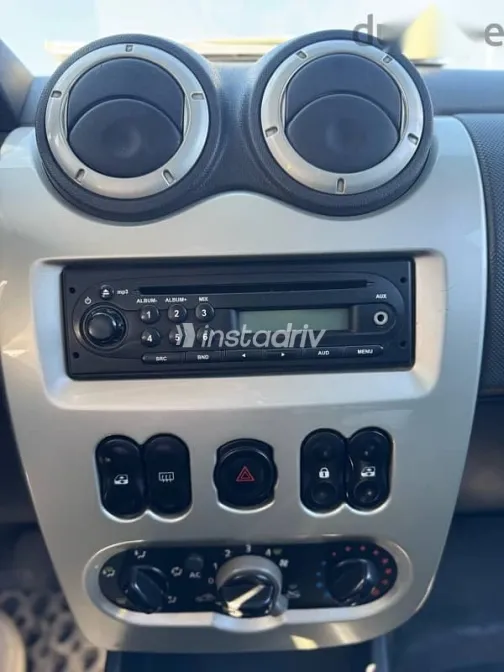 Renault Logan 2012 Black Used for Sale - 5