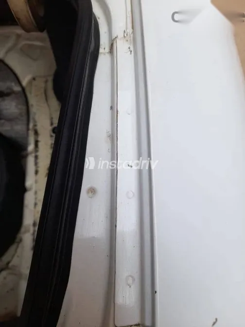 Daewoo Nubira 2002 White Used for Sale - 1