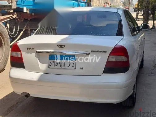 Daewoo Nubira 2002 White Used for Sale - 8