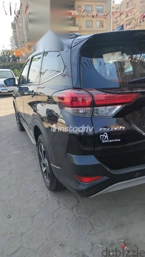 تويوتا رش 2020 أسود مستعملة للبيع - 4