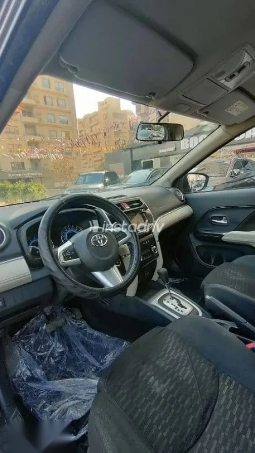 تويوتا رش 2020 أسود مستعملة للبيع - 6