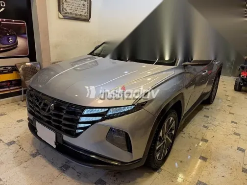 Hyundai Tucson 2022 Silver Used for Sale - 2