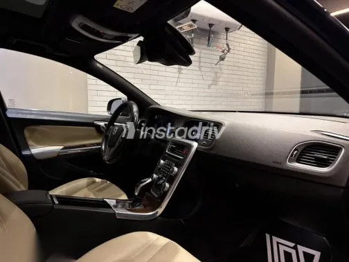 Volvo S60 2016 Dark Blue Used for Sale - 1