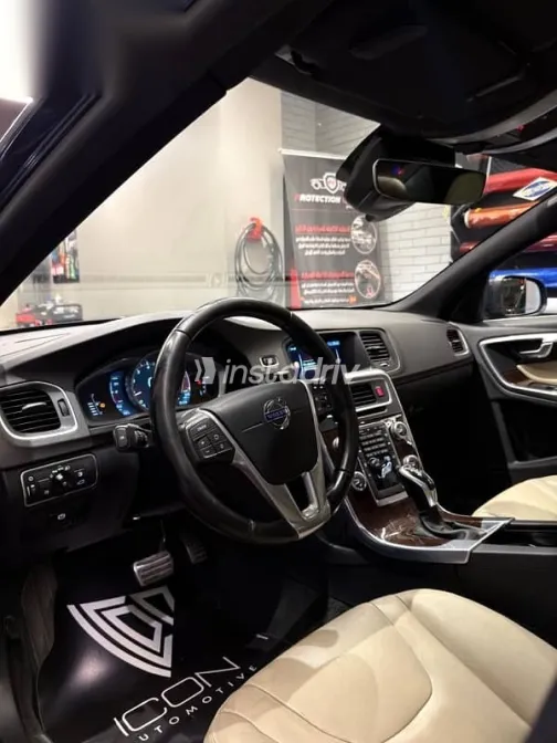 Volvo S60 2016 Dark Blue Used for Sale - 7